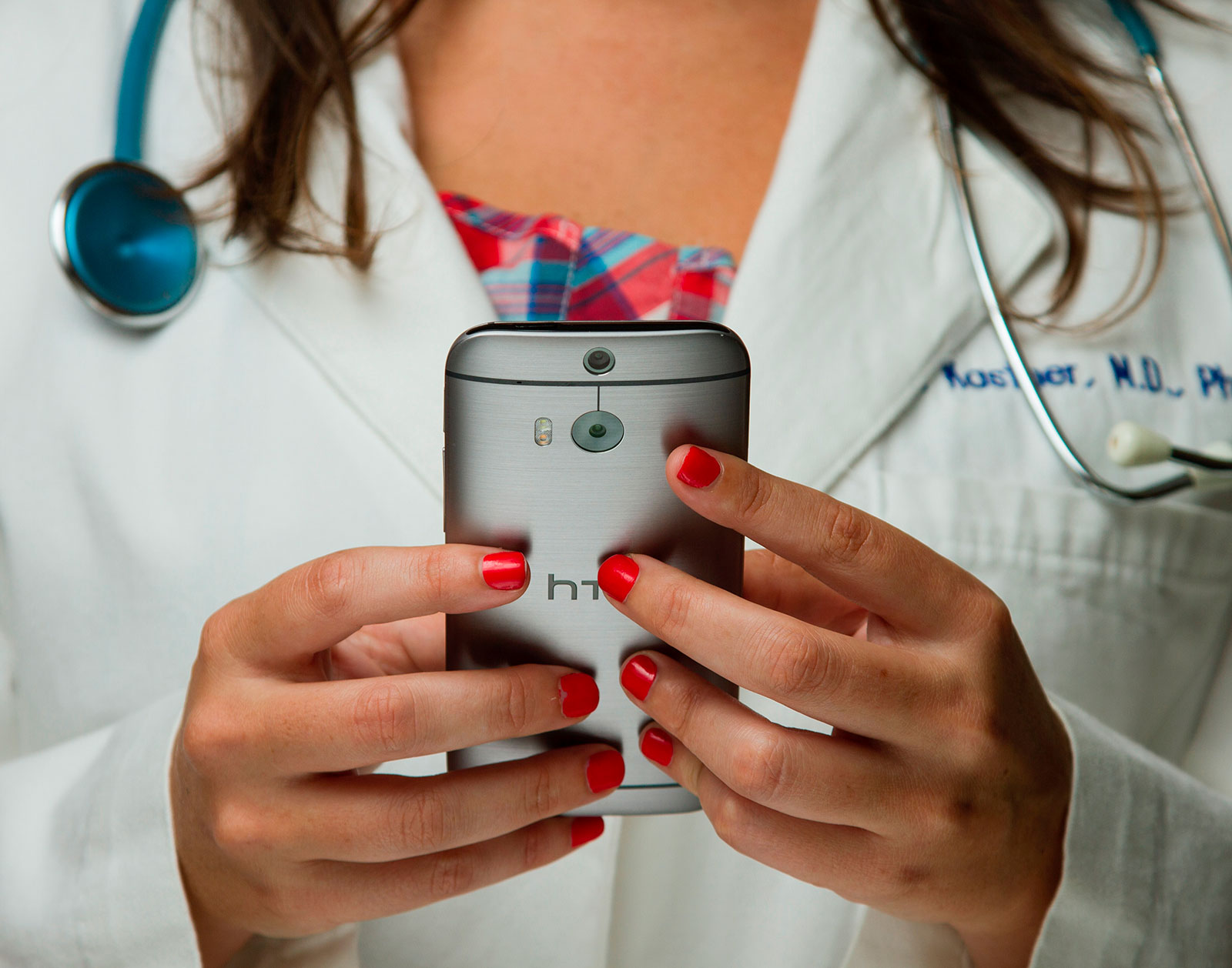 Neuer telemedizinischer Service: Ein Videoanruf mit einem Arzt ist verfügbar