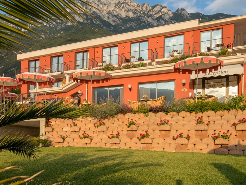 Hotel Oasi Beach, eine Oase der Ruhe am Gardasee - Malcesine